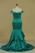 Load image into Gallery viewer, 2024 Prom Dresses Mermaid Off The Shoulder Sweep Train Satin