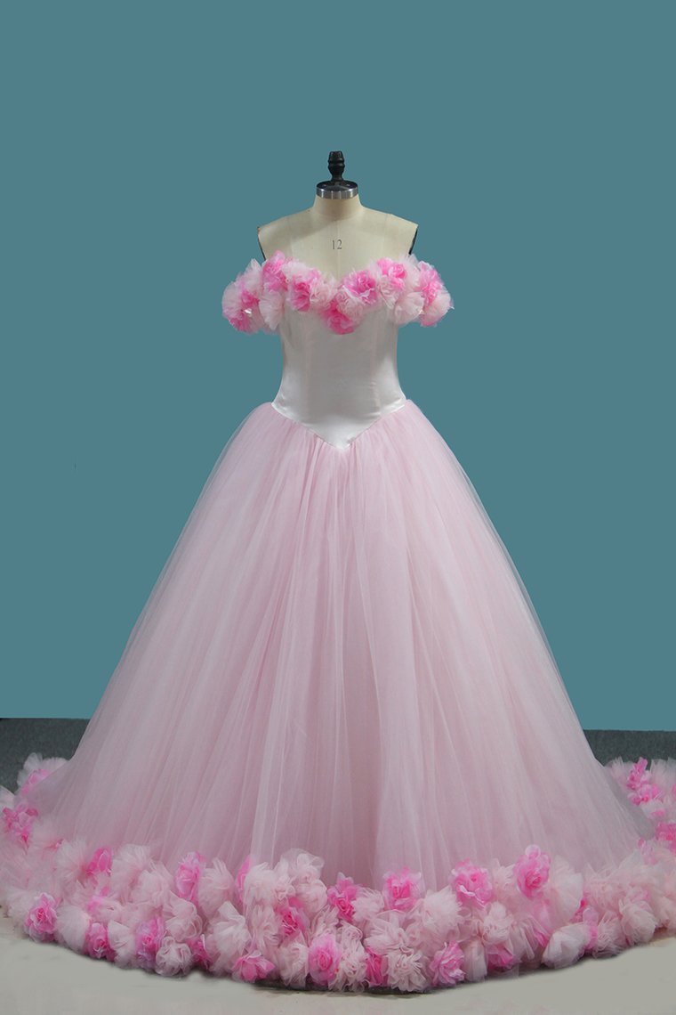 2024 Tulle Ball Gown Off The Shoulder Quinceanera Dresses With Handmade Flower