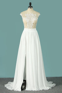 2023 Chiffon Wedding Dresses Scoop Cap Sleeves With Applique And Slit