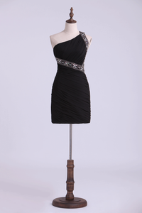 2024 Black Homecoming Dresses Sheath Short/Mini One Shoulder With Ruffle And Beading