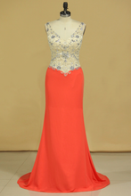 Load image into Gallery viewer, 2024 V Neck Prom Dresses Sheath Spandex Sweep Train With Beading