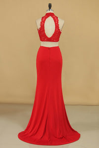2024 Two-Piece High Neck Spandex Prom Dresses Sheath With Beads And Applique Open Back