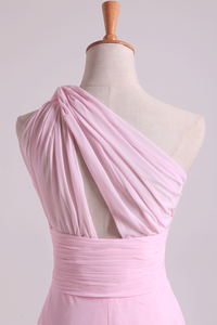 2024 One Shoulder A Line Chiffon Bridesmaid Dresses With Ruffles Pearl Pink