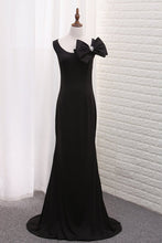 Load image into Gallery viewer, 2023 Straps Sheath Evening Dresses With Bow-Knot Sweep Train