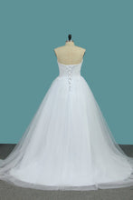 Load image into Gallery viewer, 2024 Sweetheart Tulle A Line Wedding Dresses With Applique And Beads Sweep Train