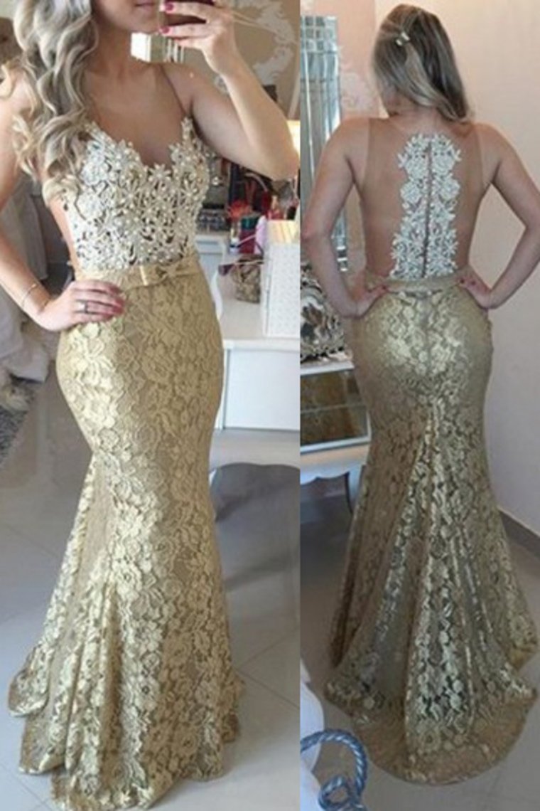 2024 Hot Scoop Prom Dresses Mermaid Lace With Applique And Beads