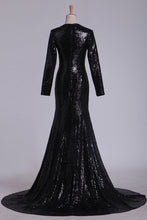 Load image into Gallery viewer, 2024 Prom Dresses V Neck Long Sleeves Sequins Sweep Train Black