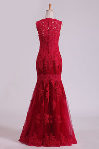 2024 Red Straps Prom Dresses Tulle With Applique Sweep Train