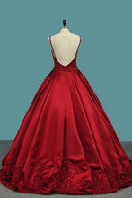 Load image into Gallery viewer, 2023 Spaghetti Straps Prom Dresses Satin A Line With Applique And Beads