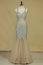 Load image into Gallery viewer, 2024 Halter Prom Dresses Mermaid Tulle With Beading Floor Length