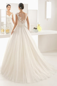 2024 New Arrival Wedding Dresses A Line Scoop Tulle With Applique Sweep Train