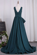 Load image into Gallery viewer, 2023 Deep V Neck Elastic Satin A Line Evening Dresses Sweep Train