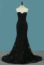 Load image into Gallery viewer, 2024 New Arrival Black Mermaid Lace Prom Dresses Sweetheart With Sweep Train