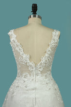 Load image into Gallery viewer, 2024 Open Back V Neck Wedding Dresses A Line Tulle With Applique