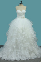 Load image into Gallery viewer, 2024 Organza A Line Sweetheart Bridal Dresses With Covered Button Court Train