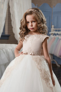 2024 Flower Girl Dresses Ball Gown Scoop Tulle With Applique