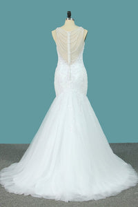 2024 Tulle Mermaid Scoop Wedding Dresses With Applique And Beads