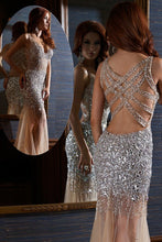 Load image into Gallery viewer, 2024 V Neck Mermaid Tulle Prom Dresses With Beading Sweep Train