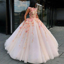 Load image into Gallery viewer, Princess Ball Gown Pink Tulle Prom Dresses with Handmade Flowers, Quinceanera SRS15658