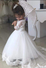 Load image into Gallery viewer, White Lace Appliques A Line Little Girls Dresses Half Sleeves V Neck Flower Girl Dresses PW547