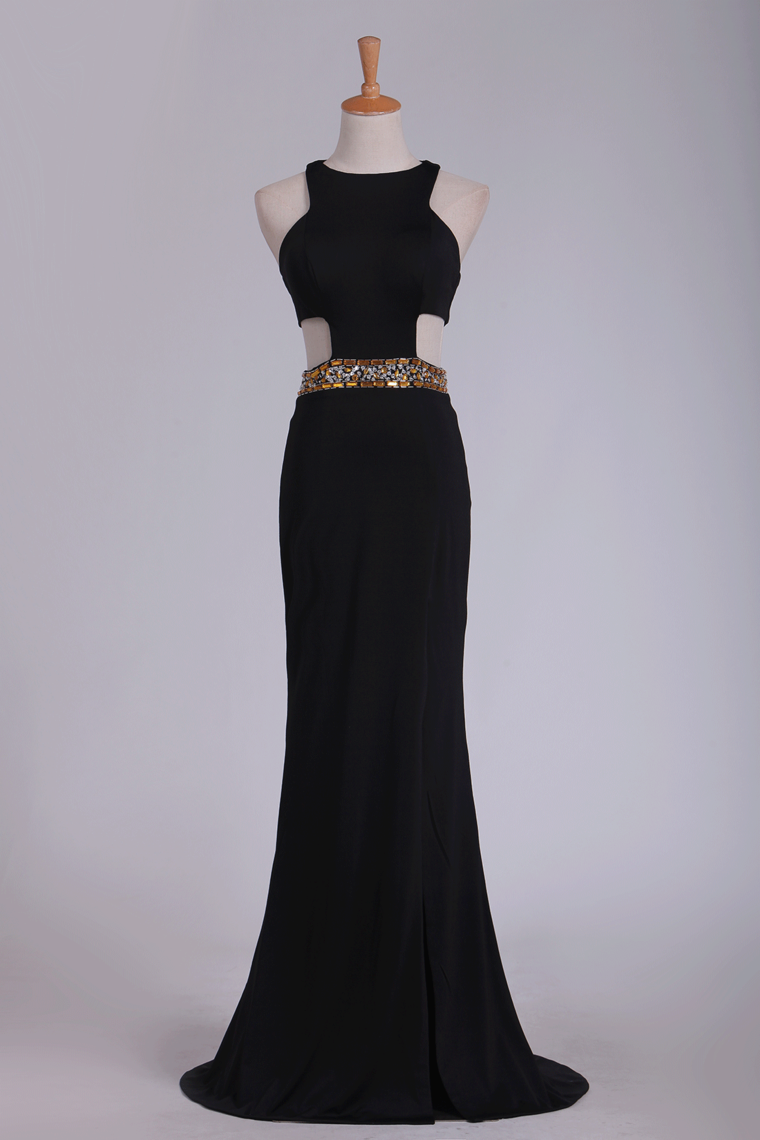 2024 Spandex Scoop Evening Dresses Sheath With Beading And Slit