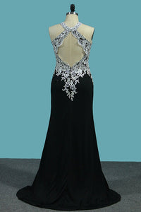 2024 Sexy Open Back Prom Dresses Scoop With Applique And Slit Spandex