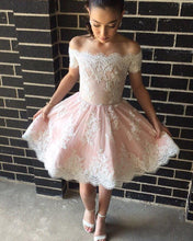 Load image into Gallery viewer, Cute A-line Off-the-shoulder Pink Short Prom Dress with Lace Appliques RS318