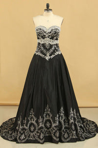 2024 Quinceanera Dresses Ball Gown Sweetheart Satin With Beading And Embroidery