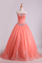 Load image into Gallery viewer, 2024 Quinceanera Dresses Ball Gown Strapless Tulle With Applique Floor Length