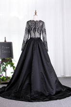 Load image into Gallery viewer, 2024 New Arrival Prom Dresses V Neck Satin 3/4 Length Sleeves With Applique