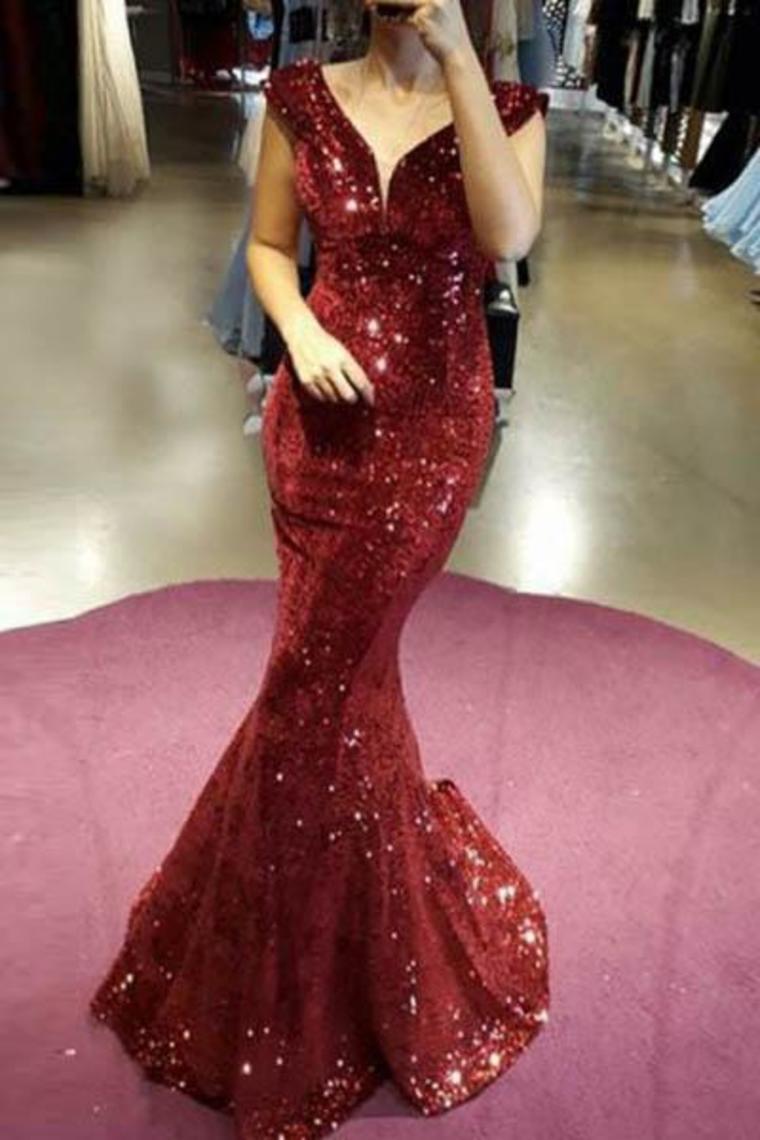 2023 Sexy Trumpet/Mermaid Sequins Prom Dress V Neck Sweep Train