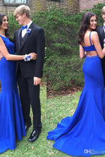 Load image into Gallery viewer, Simple Spaghetti Straps Long Open Back Royal Blue Prom Dresses For Teens