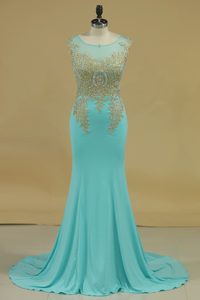 2024 Spandex Scoop Mermaid Prom Dresses With Applique Sleeveless Sweep Train