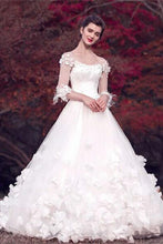Load image into Gallery viewer, Modest Long Floor Length White Lace Ball Gown Lace Wedding Dresses Bridal Dresses