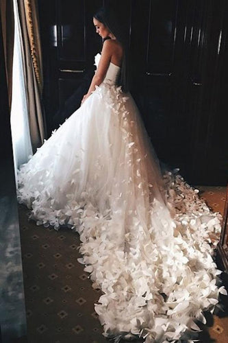 Elegant Sweetheart Strapless Lace up Tulle Court Train Wedding Dresses With Flowers RS233