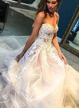 Load image into Gallery viewer, A Line Sweetheart Tulle Wedding Dress with Lace Appliques Long Prom Formal Dresses W1084