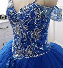 Load image into Gallery viewer, Ball Gown Off the Shoulder Royal Blue Quinceanera Dresses Beaded V Neck Prom Dresses P1092
