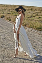 Load image into Gallery viewer, Boho Beach Wedding Dresses Sexy Open Backs Lace White Wedding Gown RS359