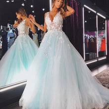 Load image into Gallery viewer, Elegant A Line Mint Green Tulle V Neck Prom Dresses with Lace Long Cheap Party Dress P1021