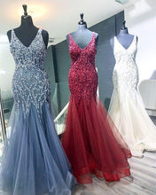 Load image into Gallery viewer, Elegant Mermaid V Neck Straps Tulle Long Prom Dresses Cheap Evening Dresses P1144