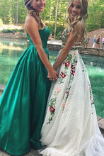 Load image into Gallery viewer, Elegant White Lace Long Prom Dresses Floral Print Backless V Neck Evening Dresses RS622