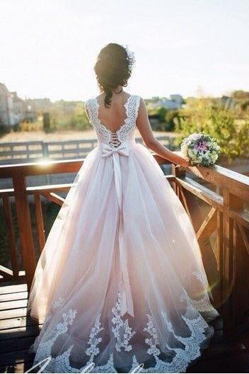A Line Nude Tulle Pink Lace Appliqued Ball Gown Lace up Beach Wedding Dresses RS918