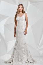 Load image into Gallery viewer, Lace Mermaid Ivory Scoop Wedding Dresses Bohemian Long with Train Bridal Dresses RS503