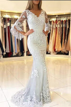 Load image into Gallery viewer, Mermaid V Neck Long Sleeve Prom Dresses Lace Appliques V Back Evening Dresses RS554