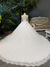Load image into Gallery viewer, 2024 New Arrival Cheap Price Tulle Wedding Dresses Lace Up With Appliques And Crystals 3/4 Sleeves