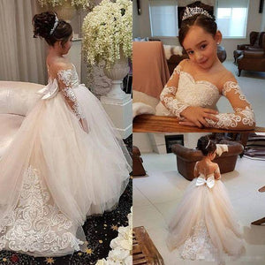 Ball Gown Round Neck Long Sleeves Tulle Bowknot Flower Girl Dress with Appliques RS770