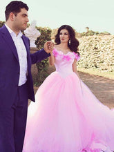 Load image into Gallery viewer, Pink Cathedral Off the Shoulder Ball Gown Vintage 3D Flower Applique Wedding Dresses RS379