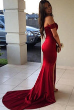 Load image into Gallery viewer, Red Mermaid Off the Shoulder Split Prom Dresses with V Neck Long Evening Dresses RS907