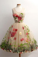 Load image into Gallery viewer, Cheap Tulle Flowers Short A-Line Knee Length Round Neck Open Back Homecoming Dress RS793