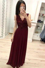 Load image into Gallery viewer, Simple Burgundy Chiffon V Neck Lace Appliques Prom Dresses Long Cheap Prom Gowns RS896